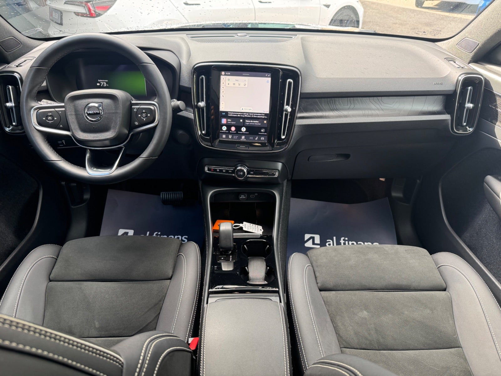 Sort Volvo C40 fra 2021