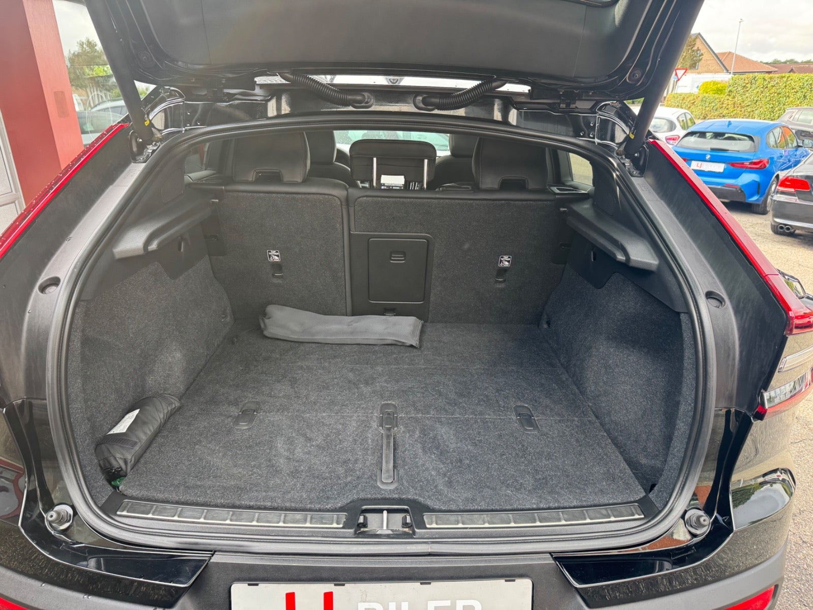 Sort Volvo C40 fra 2021