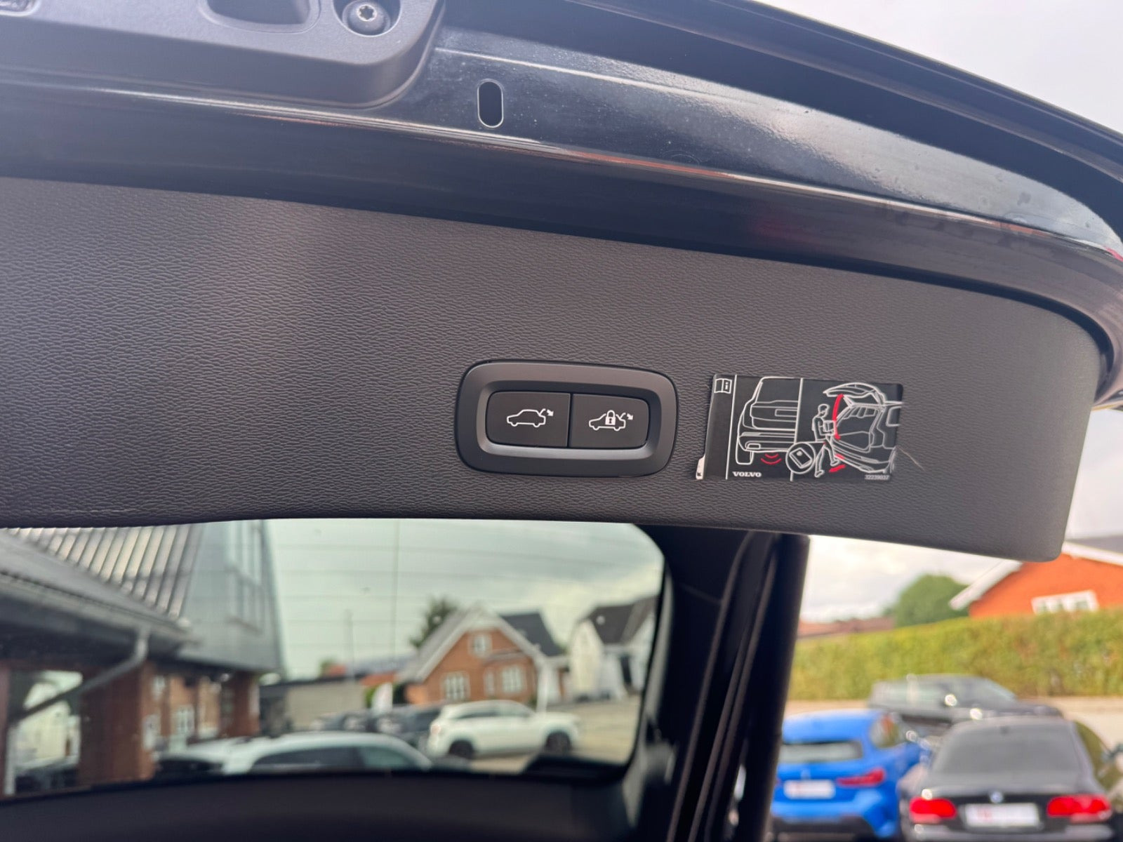 Sort Volvo C40 fra 2021