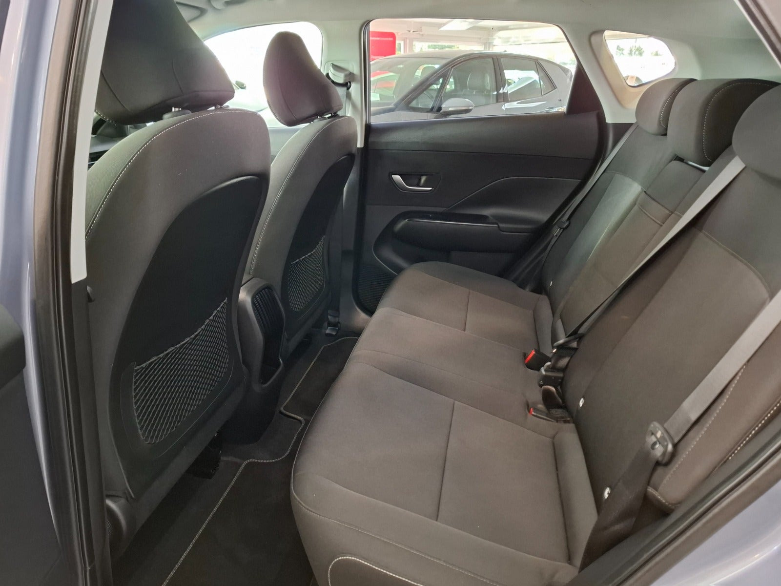 Blå Hyundai Kona fra 2024