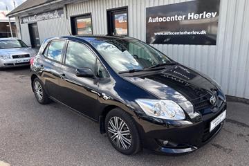 Toyota Auris 2,0 D-4D Luna