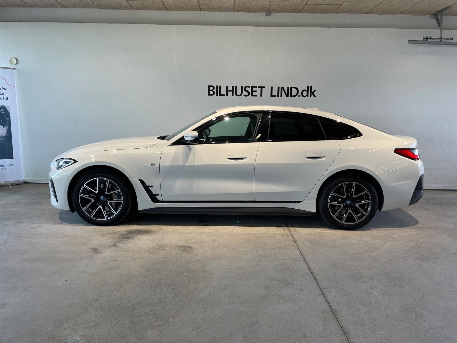 Hvid BMW i4 fra 2024