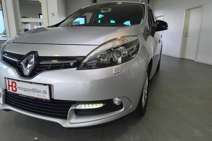 Sølv Renault Grand Scenic III fra 2015