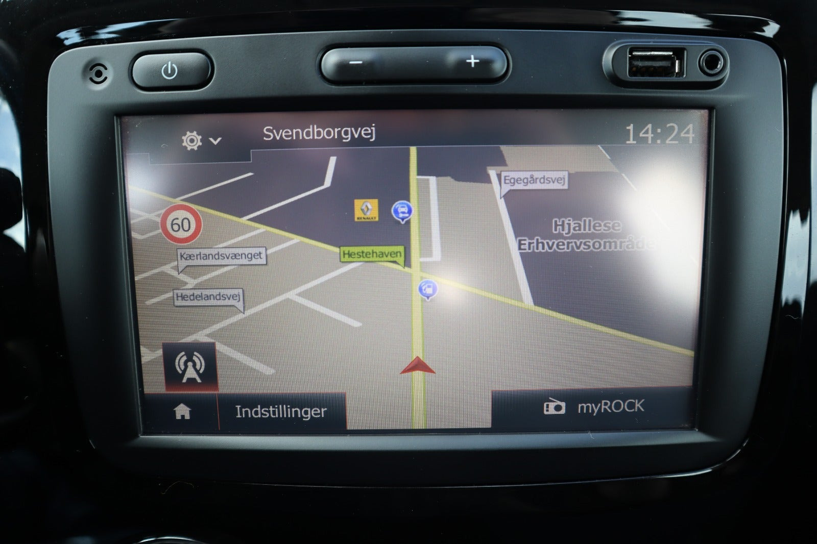 Sølv Renault Captur fra 2016
