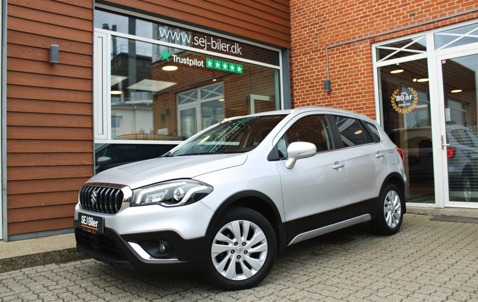 Sølv Suzuki S-Cross fra 2021