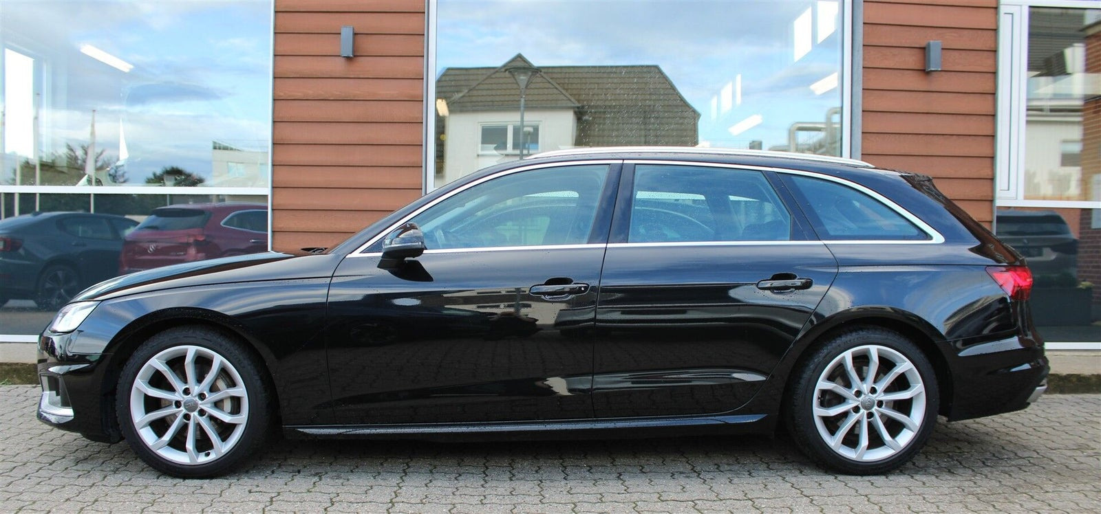 Sort Audi A4 fra 2021