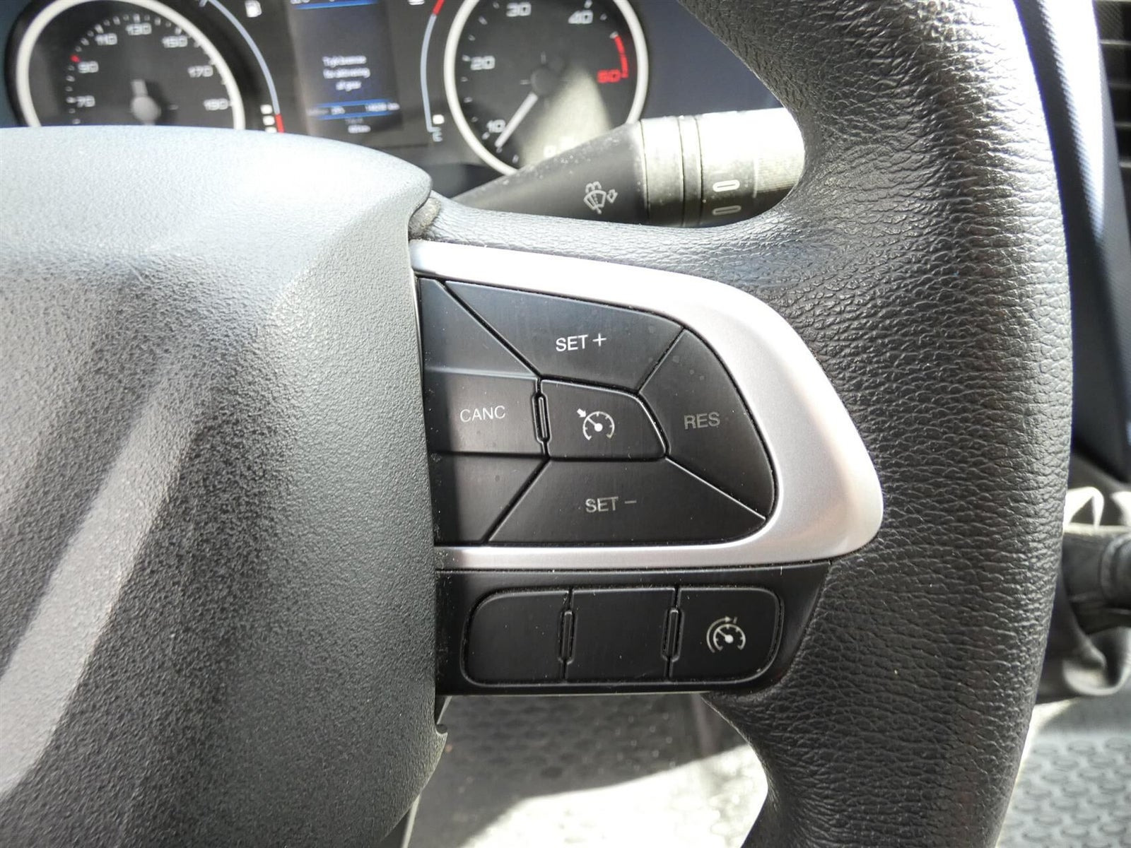 Hvid Iveco Daily fra 2020
