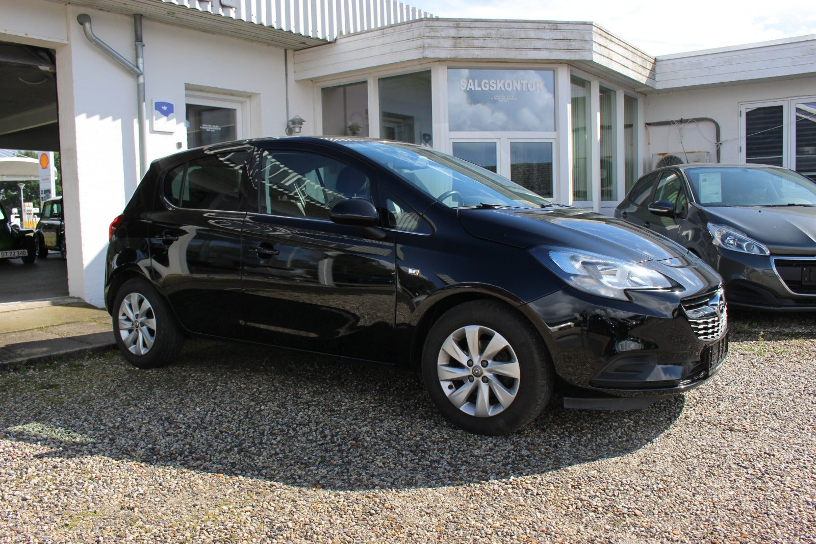 Sort Opel Corsa fra 2019