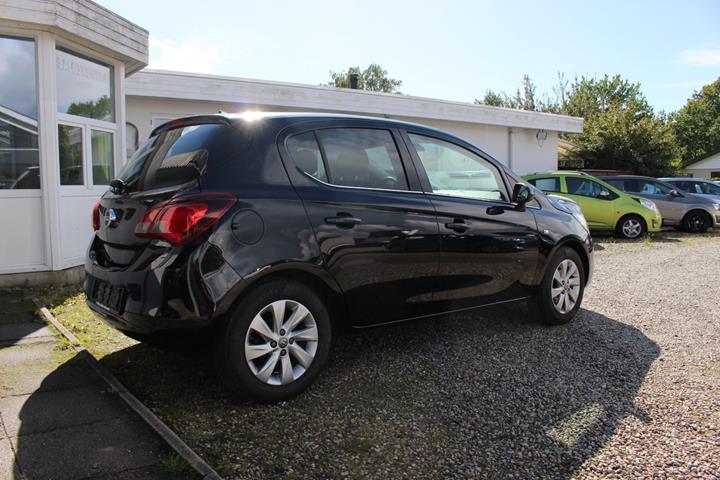 Sort Opel Corsa fra 2019