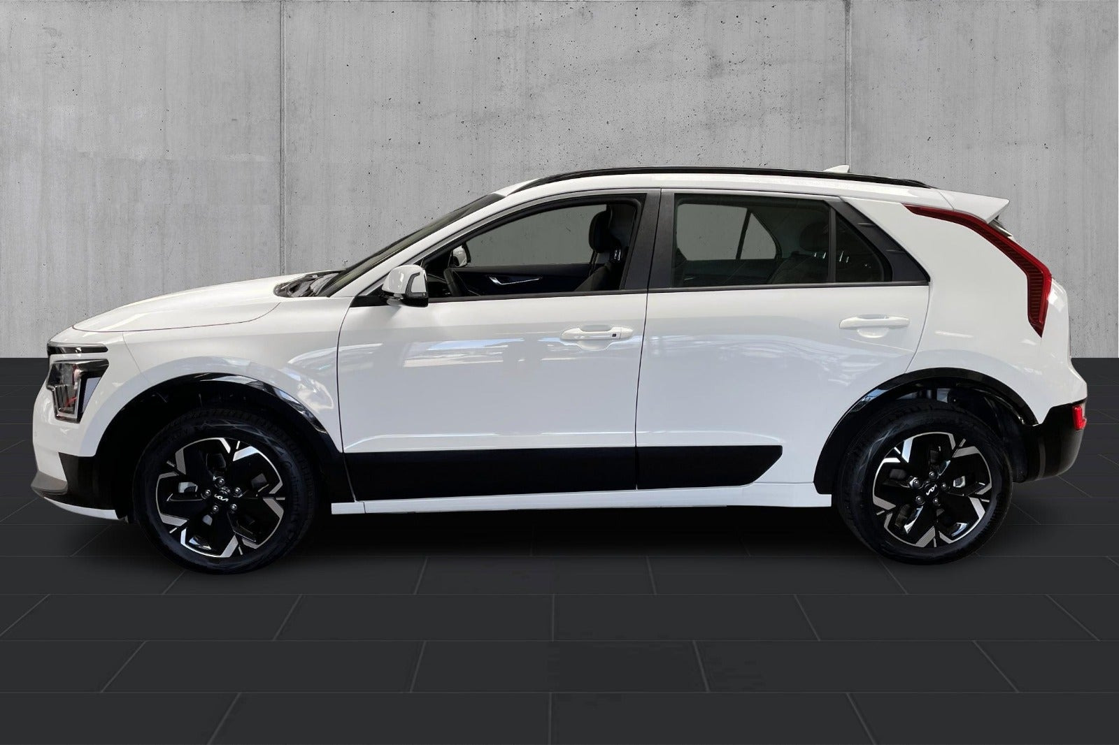 Hvid Kia Niro fra 2024