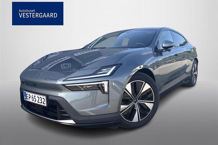 Grå Polestar 4 fra 2026