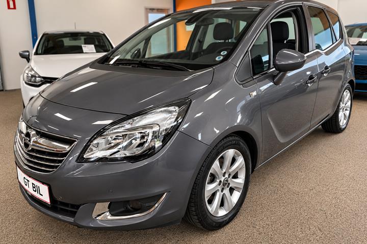 Blå Opel Meriva fra 2016