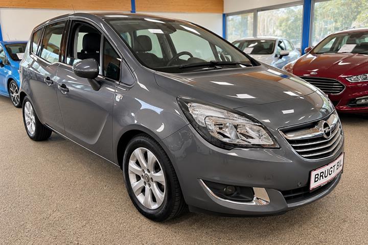 Blå Opel Meriva fra 2016