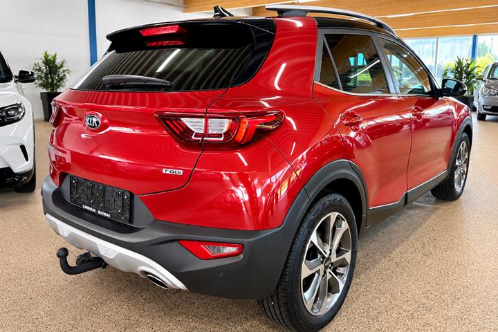 Rød Kia Stonic fra 2019