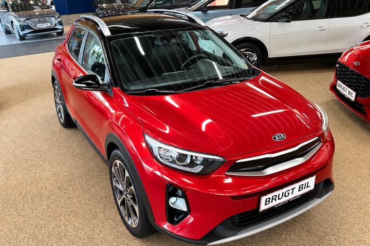 Rød Kia Stonic fra 2019