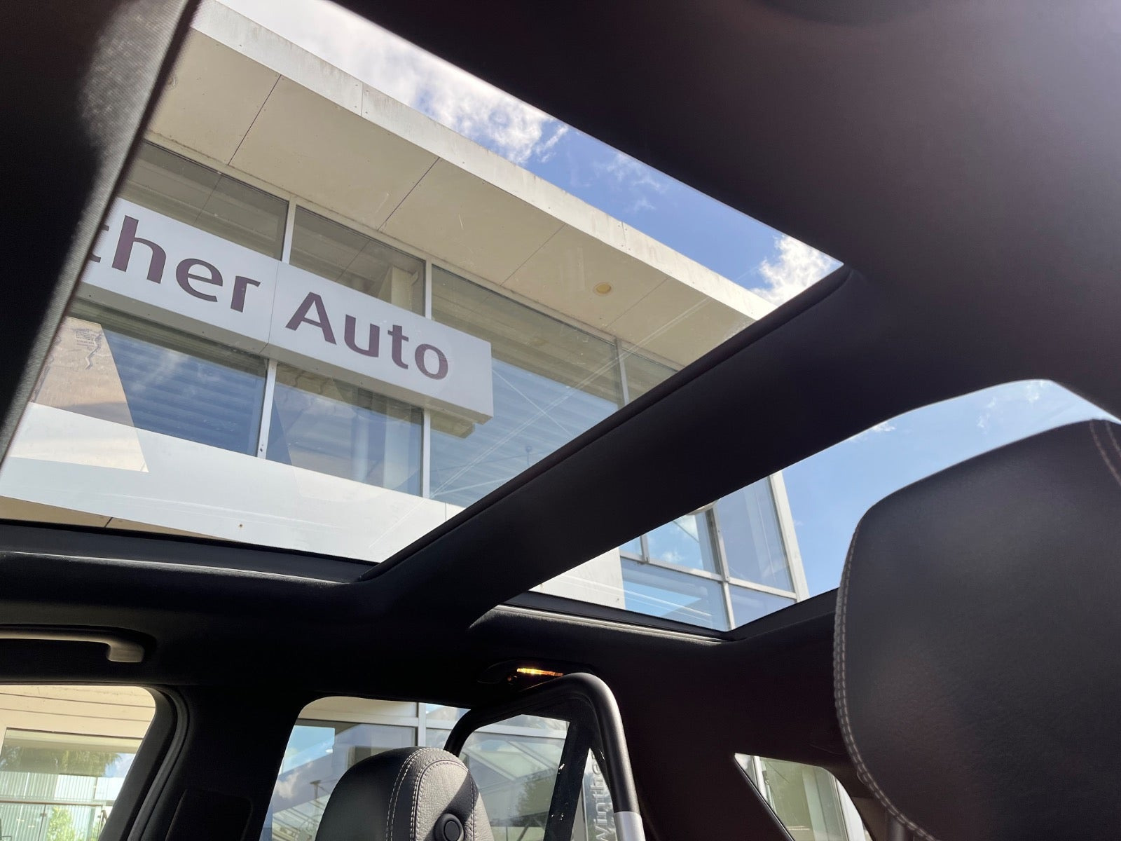Sort Mercedes ML63 fra 2014