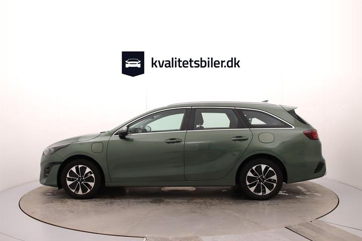Grøn Kia Ceed fra 2023