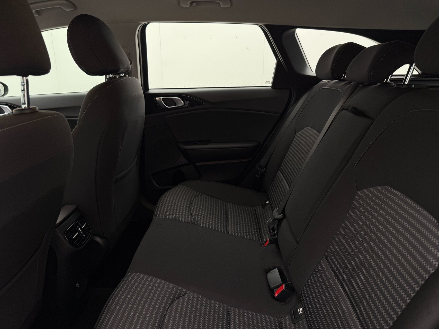Grøn Kia Ceed fra 2023
