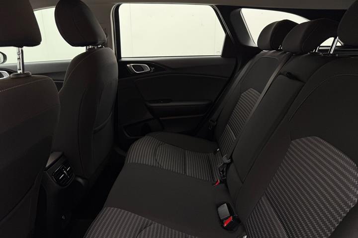 Grøn Kia Ceed fra 2023
