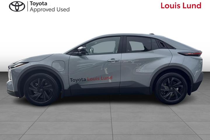 Grå Toyota C-HR+ fra 2026