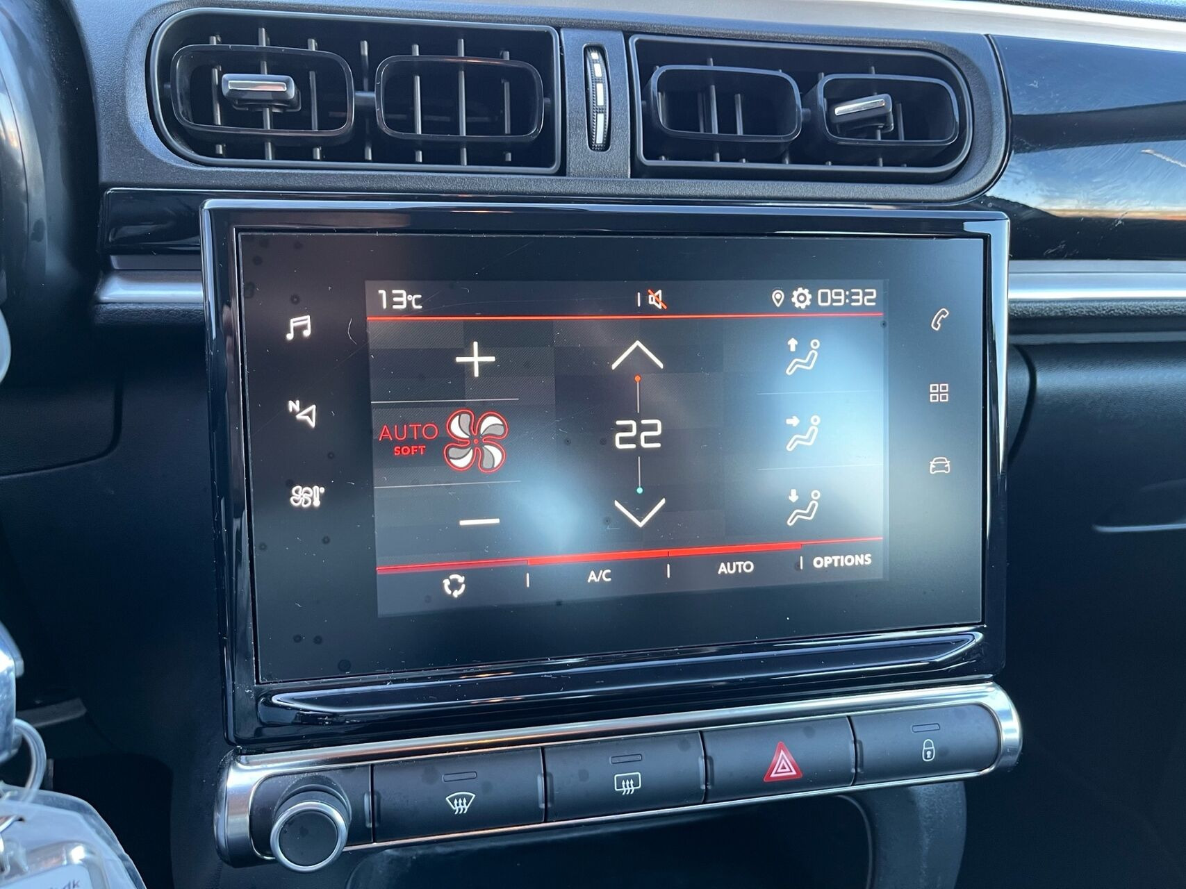 Grøn Citroën C3 fra 2019