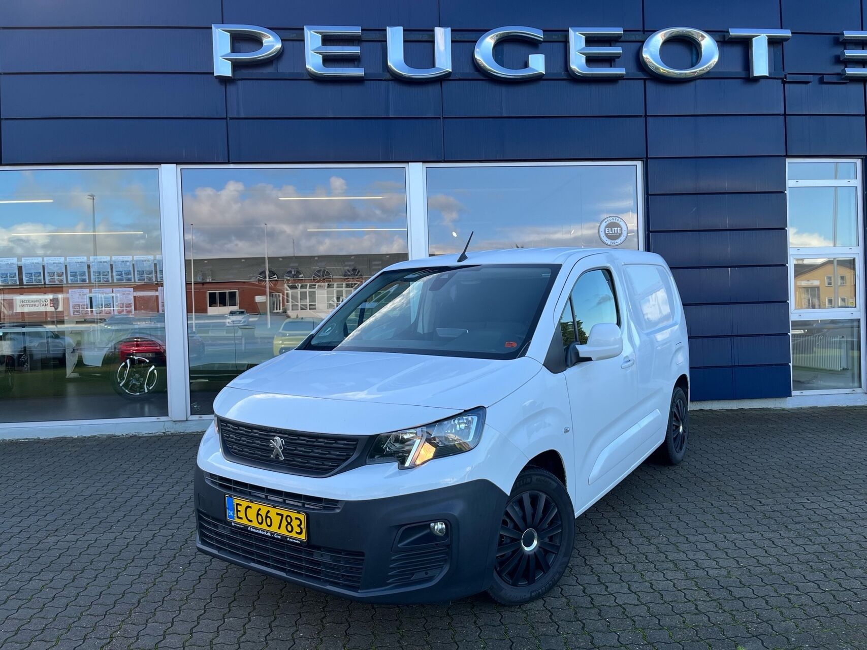 Peugeot Partner 1,5 L1 V1 BlueHDi Ultimate Pro 100HK Van