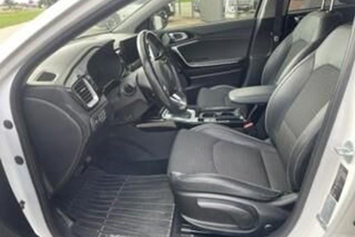 Hvid Kia XCeed fra 2020