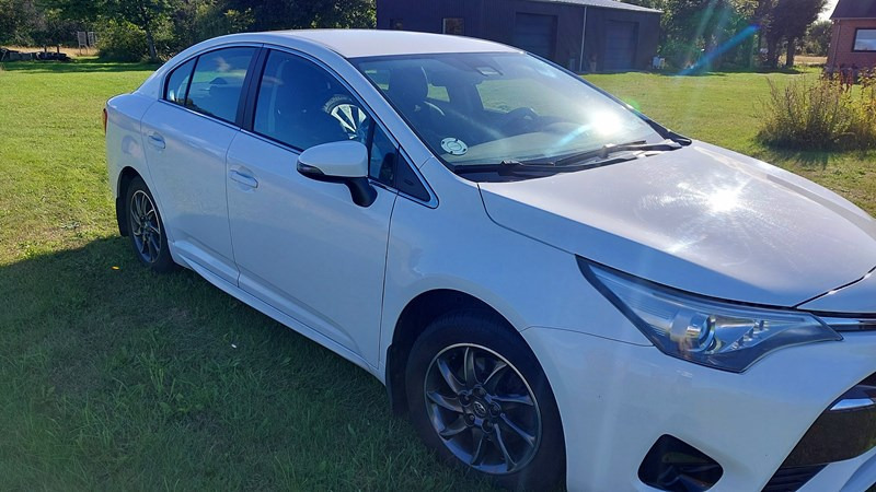 undefined Toyota Avensis fra 2016