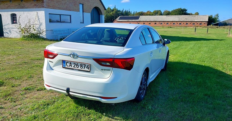 undefined Toyota Avensis fra 2016
