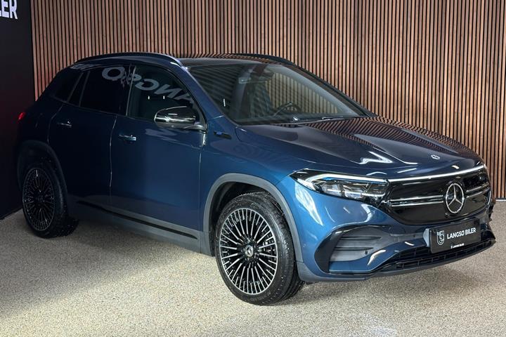 Blå Mercedes EQA250 fra 2022