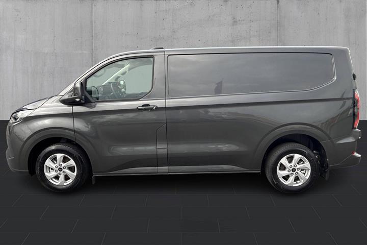 Grå Ford E-Transit Custom 320 L1 fra 2026