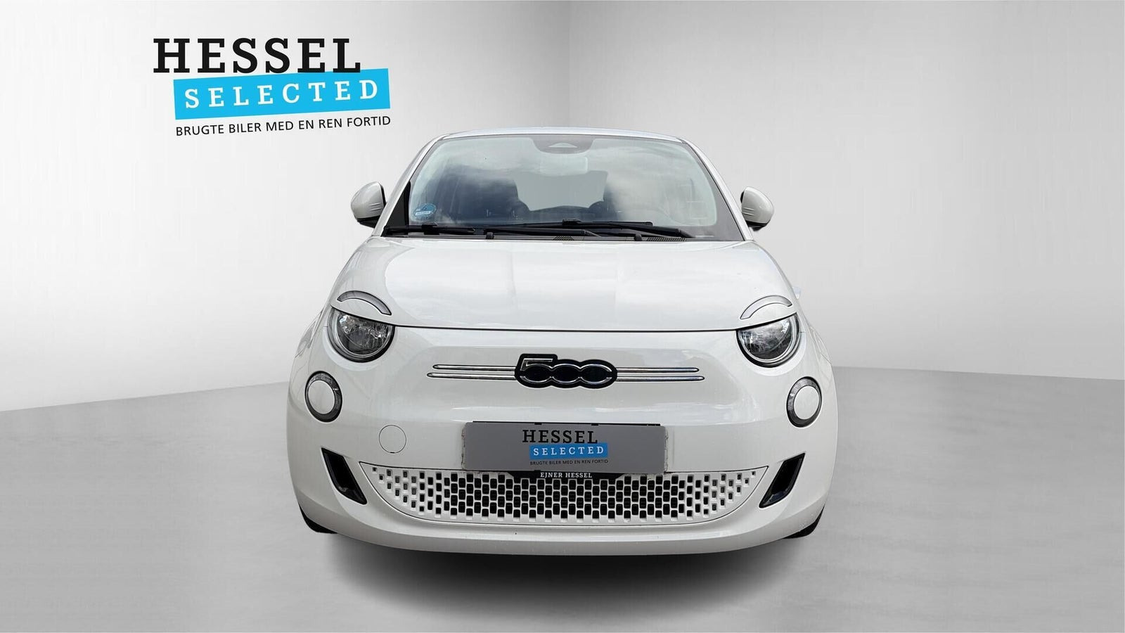 Hvid Fiat 500e fra 2023