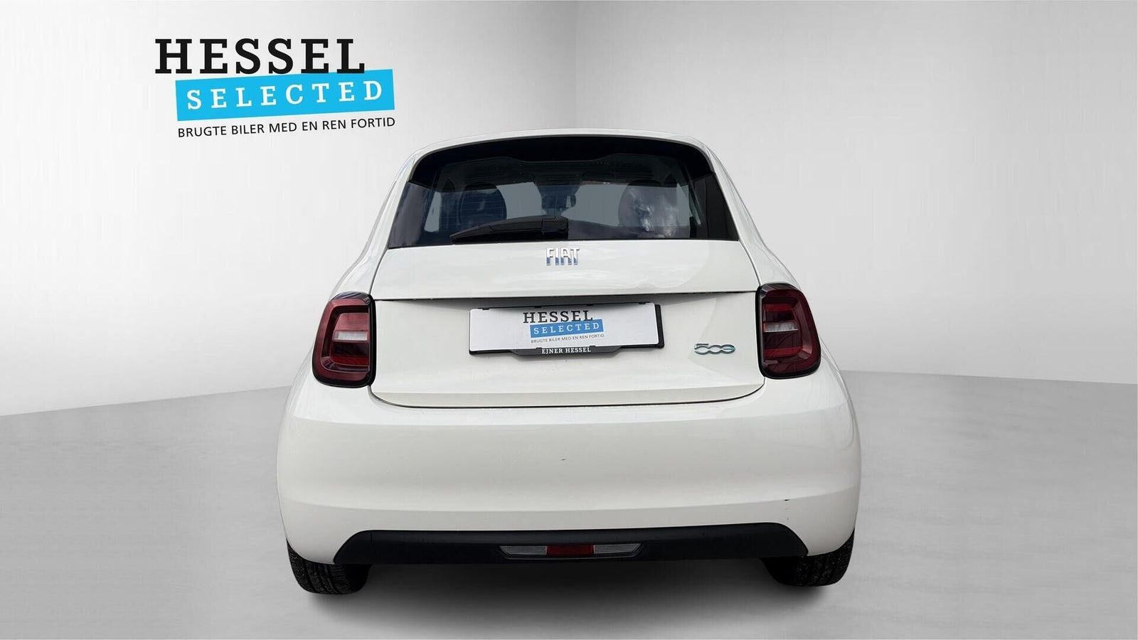 Hvid Fiat 500e fra 2023