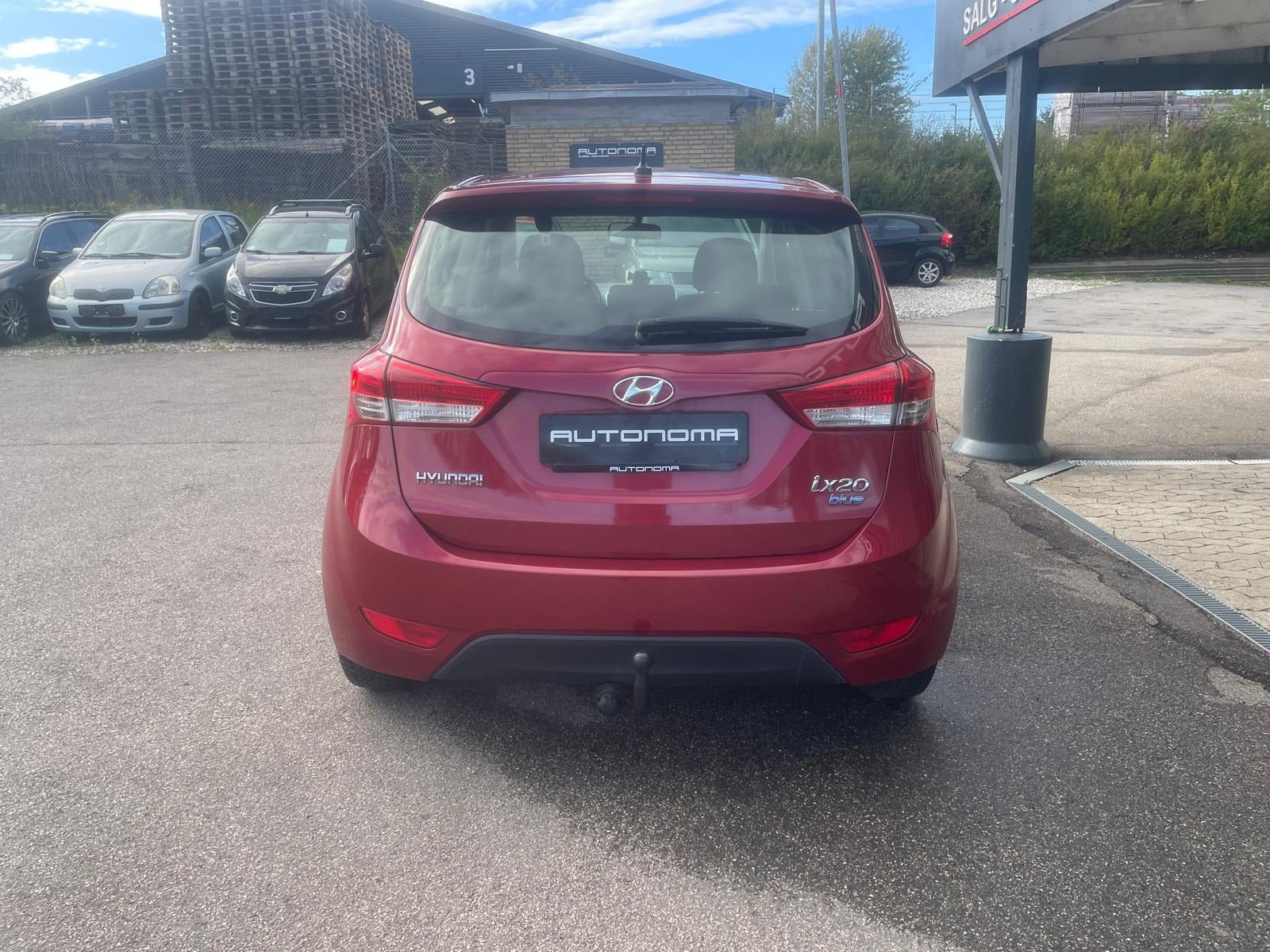 Rød Hyundai ix20 fra 2010