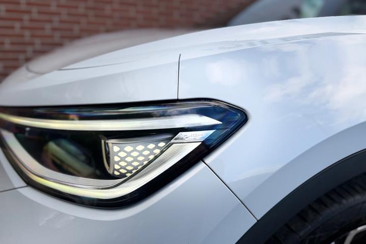 Hvid VW ID.4 fra 2021