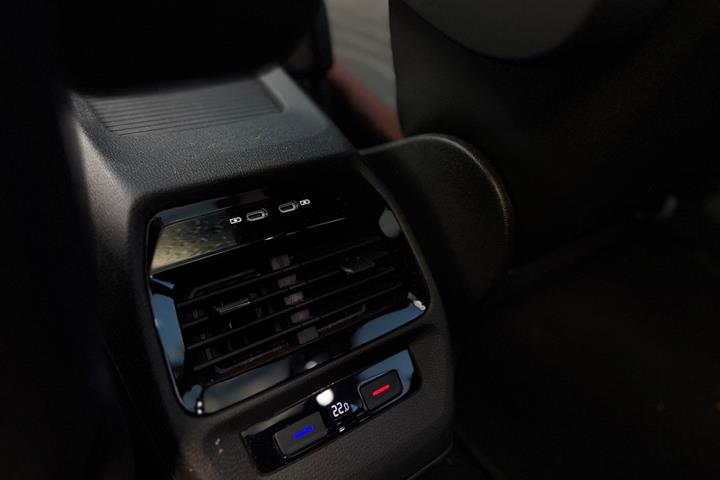 Hvid VW ID.4 fra 2021