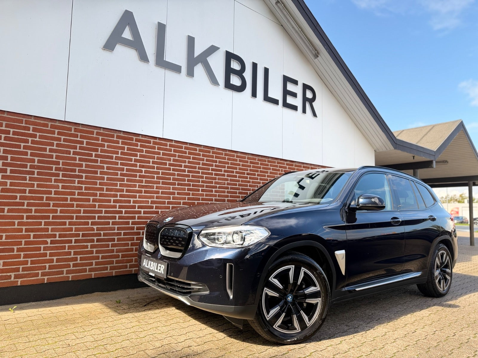 BMW iX3 Charged