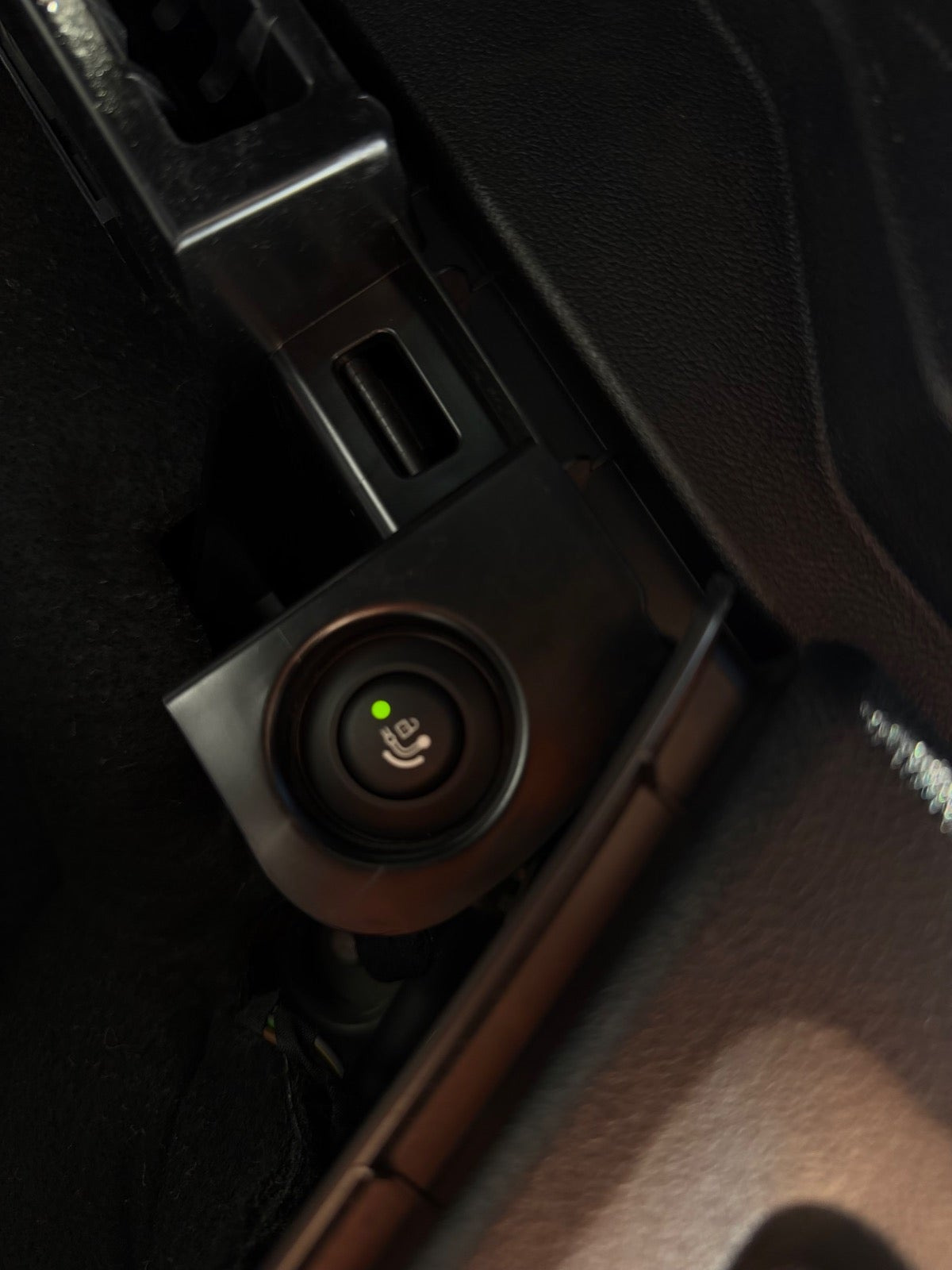 Blå BMW iX3 fra 2021