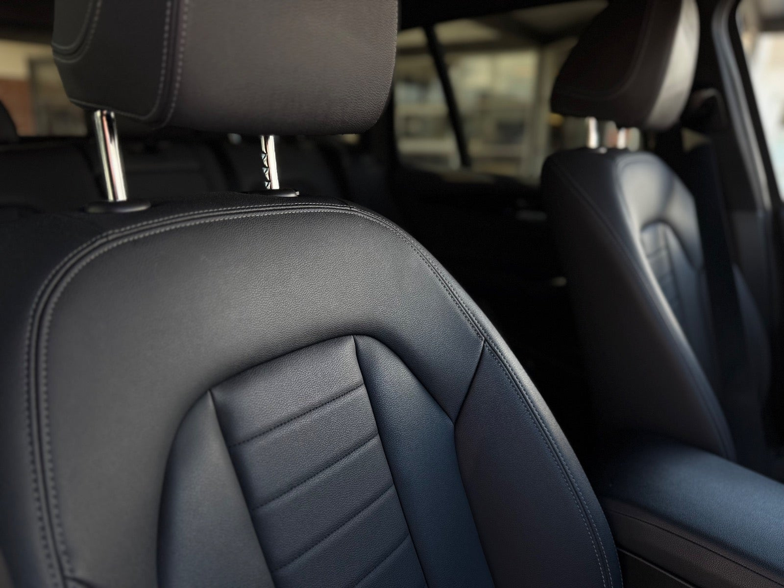 Blå BMW iX3 fra 2021