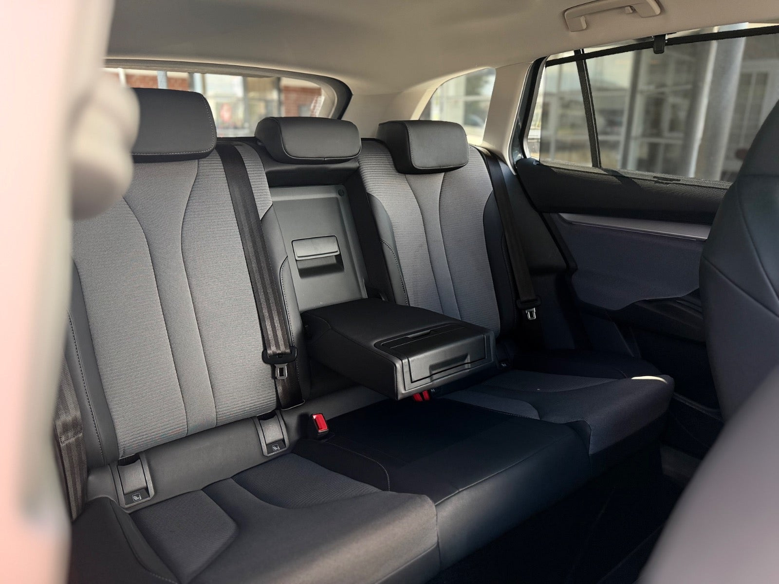 Sort Skoda Enyaq fra 2021