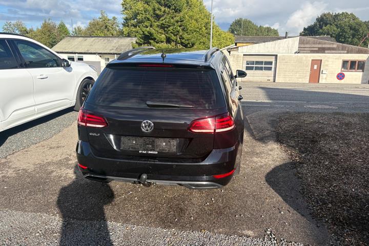 Sort VW Golf VII fra 2019