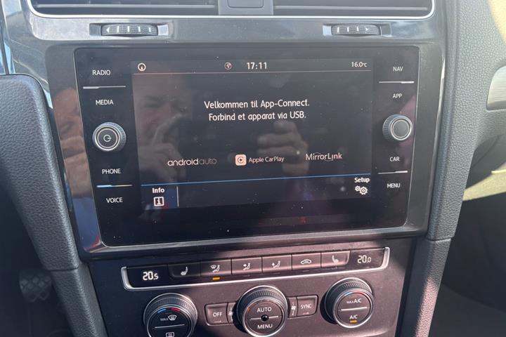 Sort VW Golf VII fra 2019