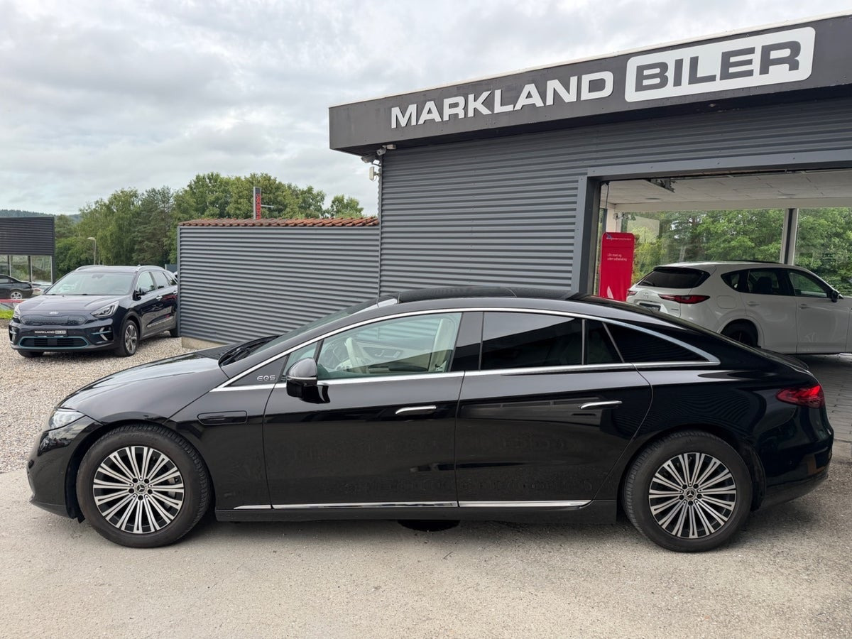 Sort Mercedes EQS450+ fra 2022
