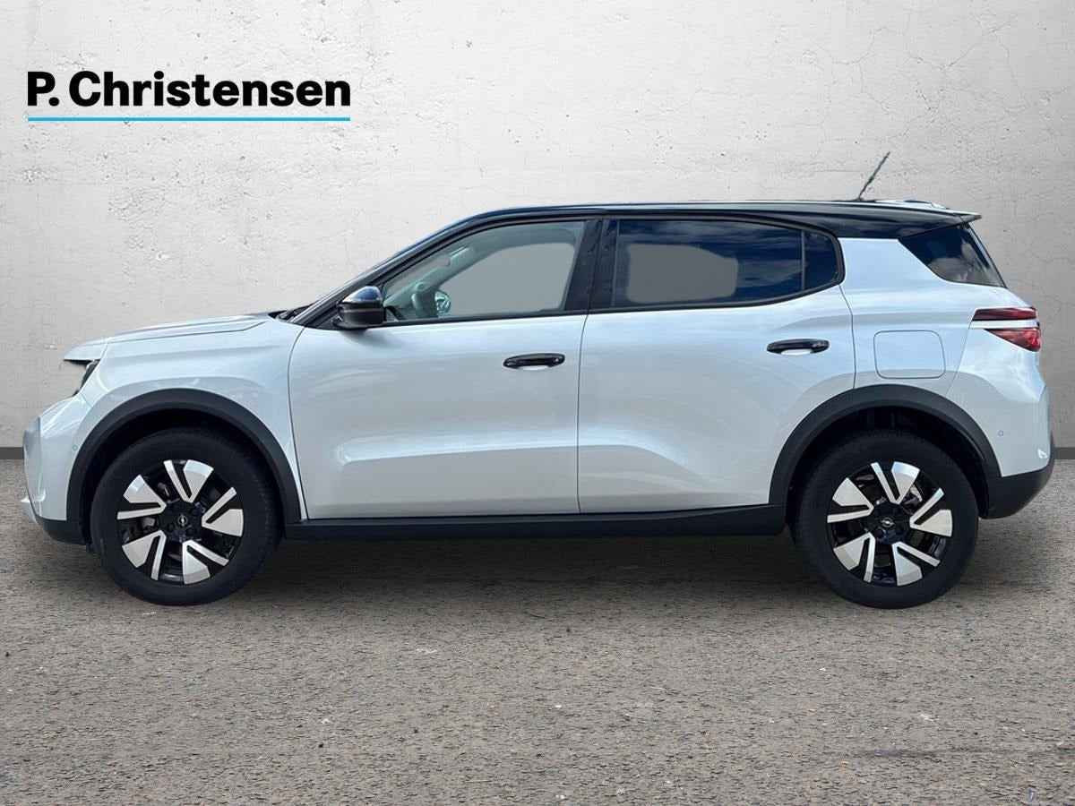 Sølv Opel Frontera fra 2025