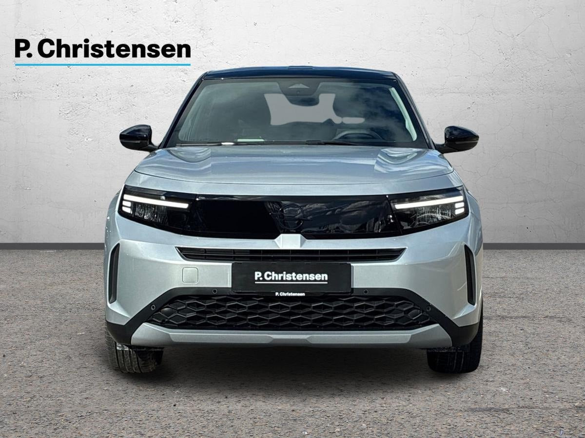 Sølv Opel Frontera fra 2025