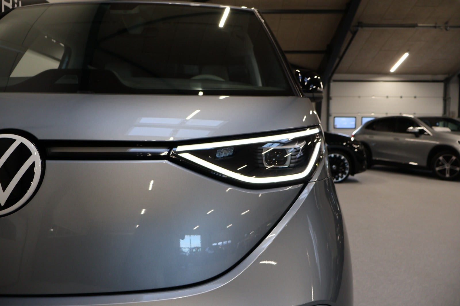 Sølv VW ID.Buzz fra 2023