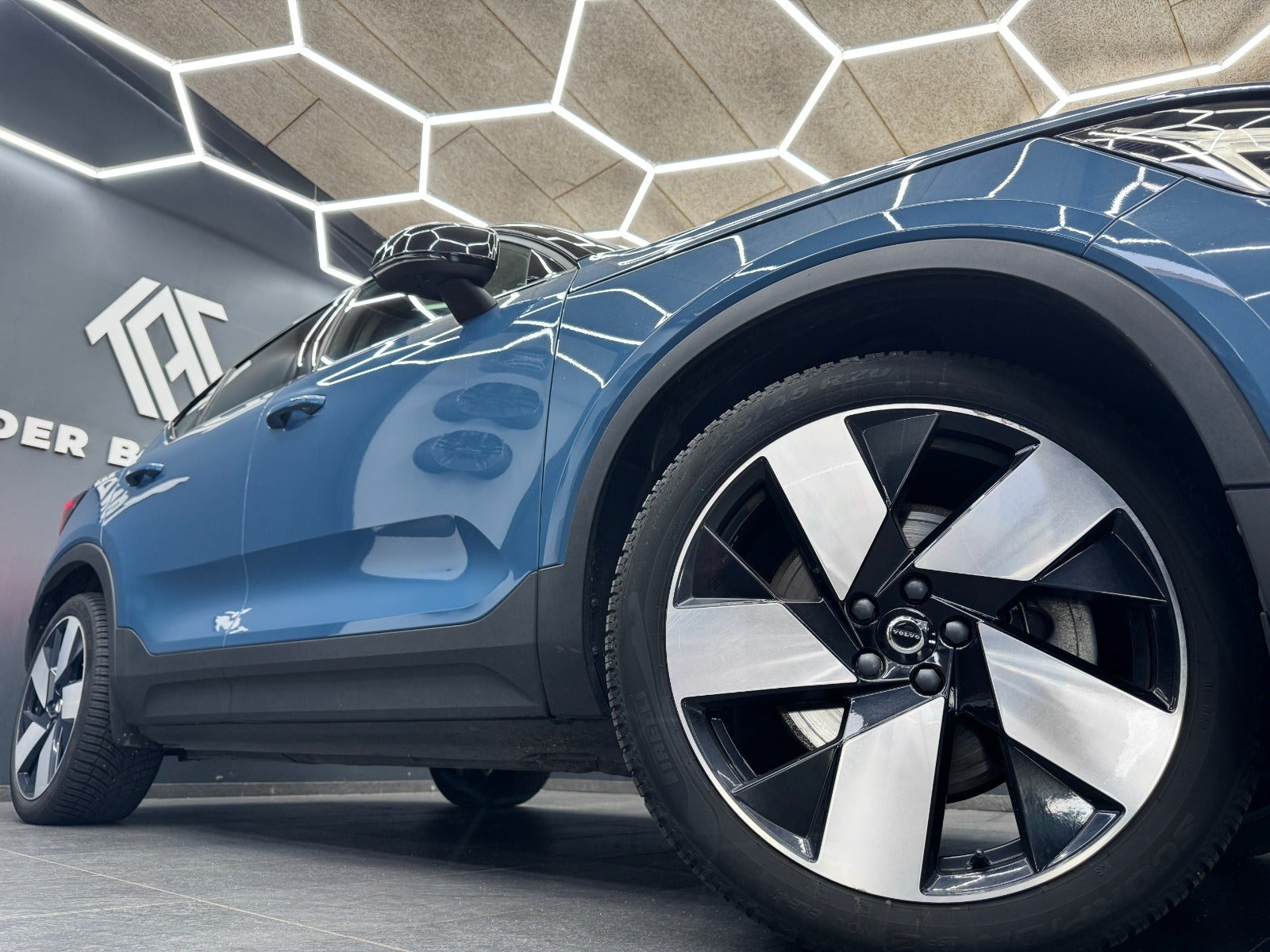 Grøn Volvo C40 fra 2022