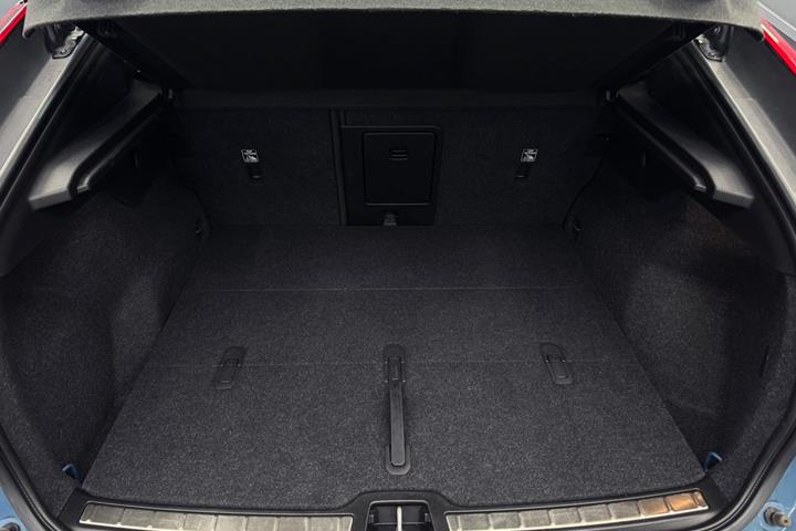 Grøn Volvo C40 fra 2022