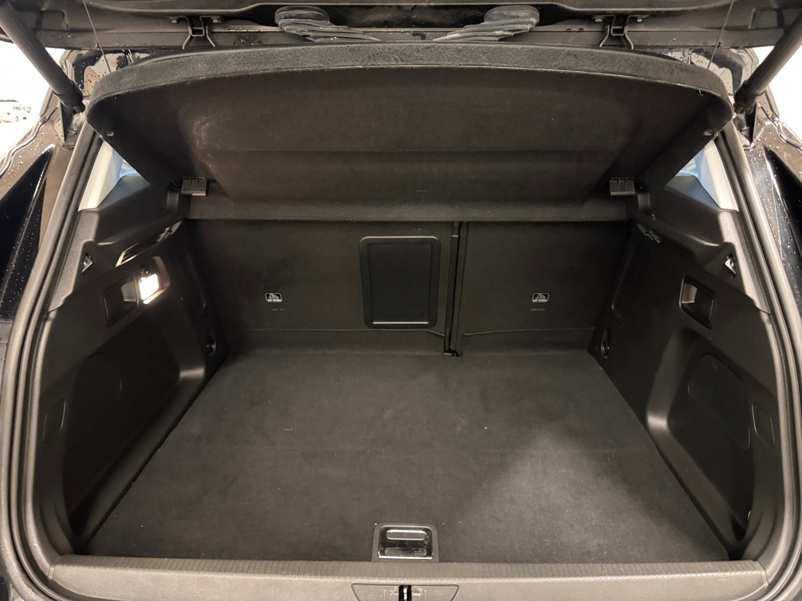 Sort Opel Grandland X fra 2020