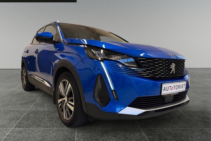 Blå Peugeot 3008 fra 2021
